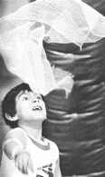 [scarves juggling photo]